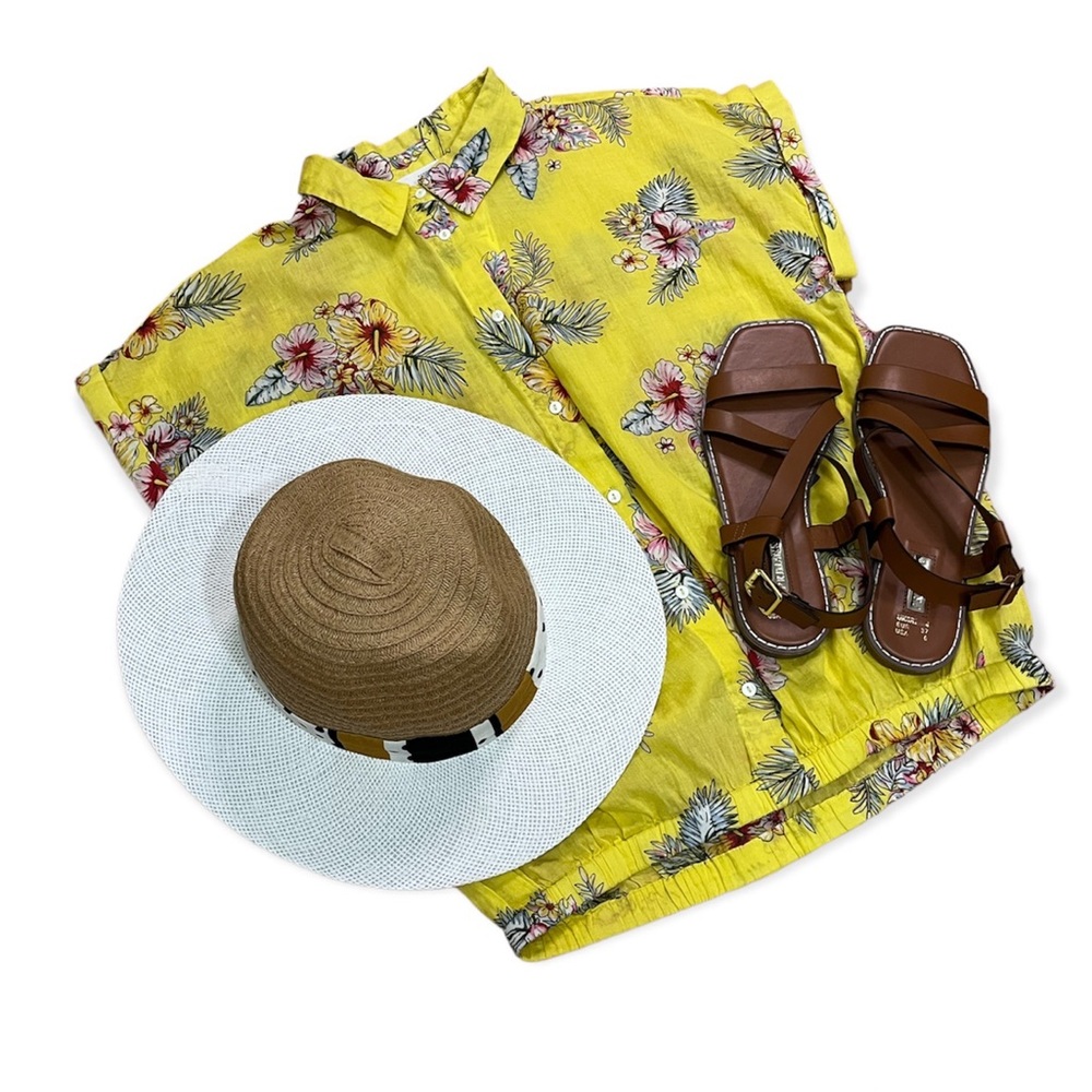 Summer Style Bundle Shirt Hat Sandals